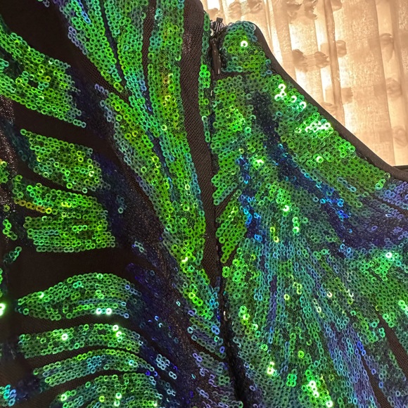 Vibrant Sequin One-Shoulder Dress - Picture 10 of 12